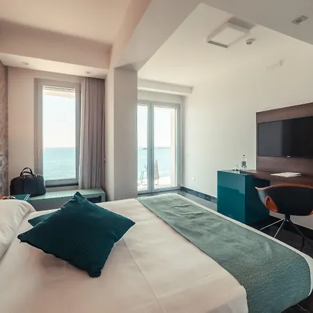 Nautilus Hotel Giardini-Naxos