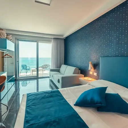 Nautilus Szálloda 4*