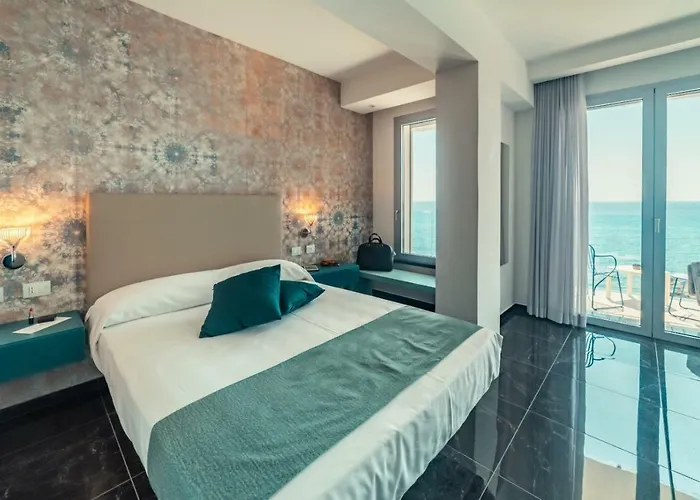 Nautilus Hotel Giardini-Naxos