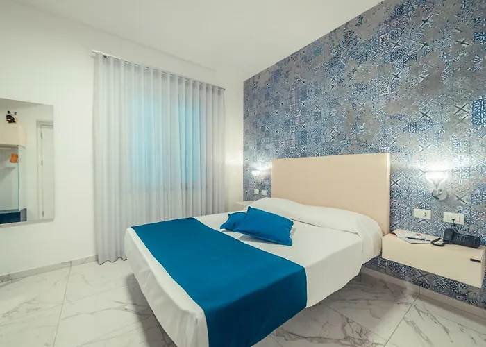 Nautilus Giardini-Naxos