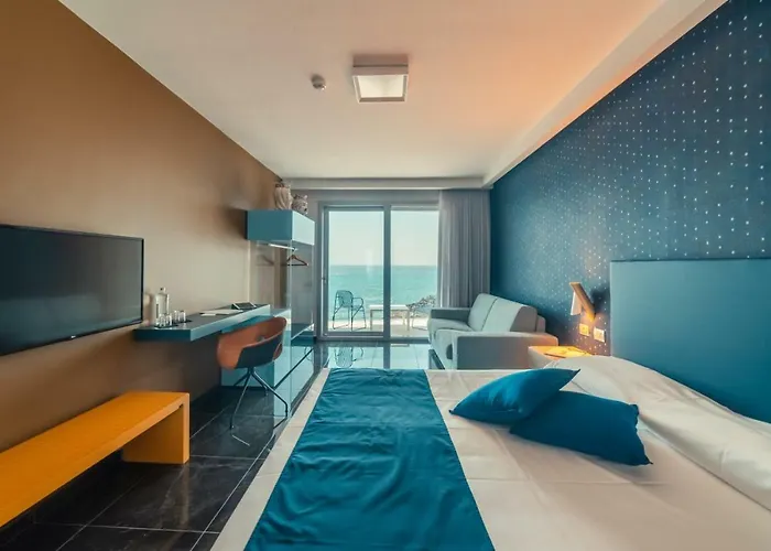 Nautilus 4* Giardini Naxos